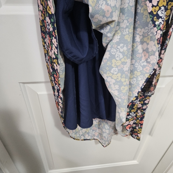 Eliza J Floral V-Neck Midi Dress Size 4 - Picture 7 of 12